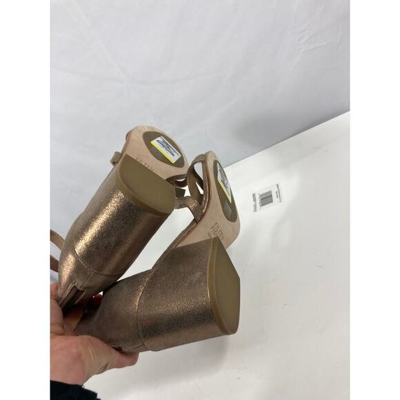 Eileen Fisher Noni Strappy Sandal Gold Size 11 - Picture 5 of 5